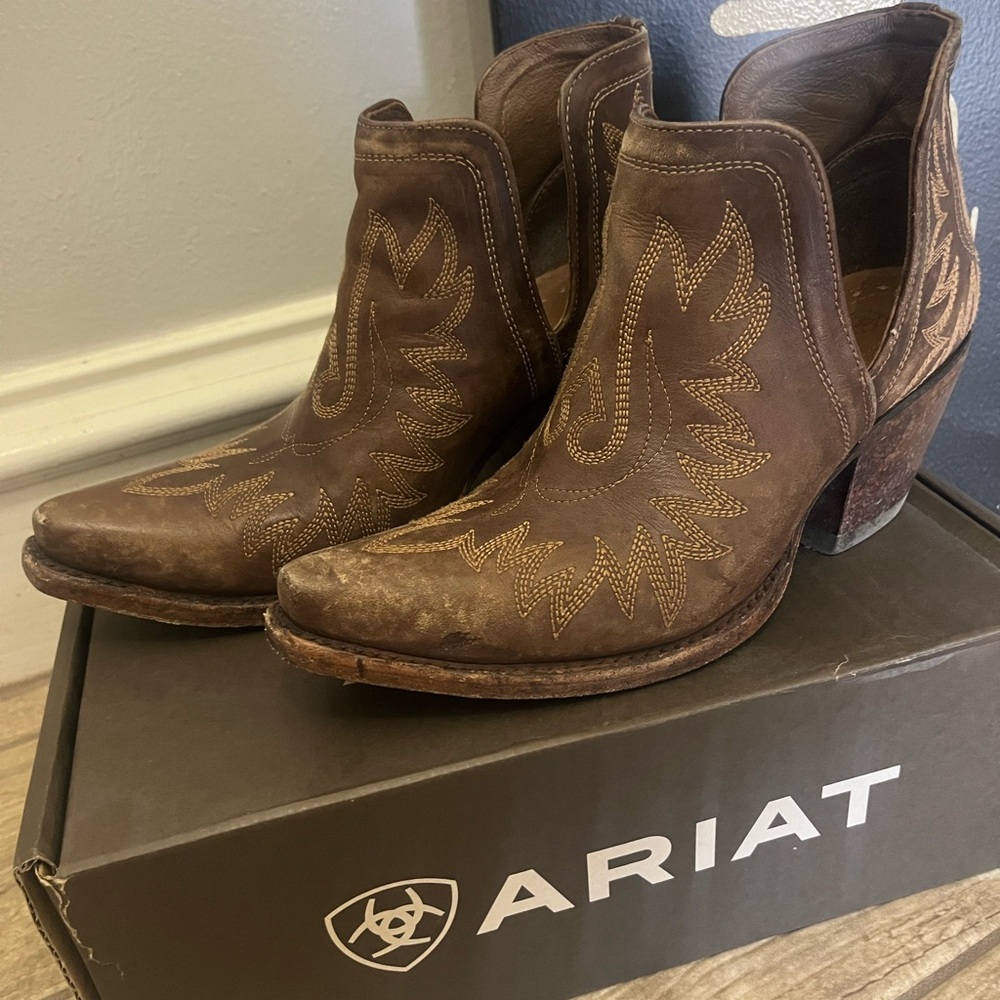 Ariat Brown Embroidered Leather Western Ankle Booties